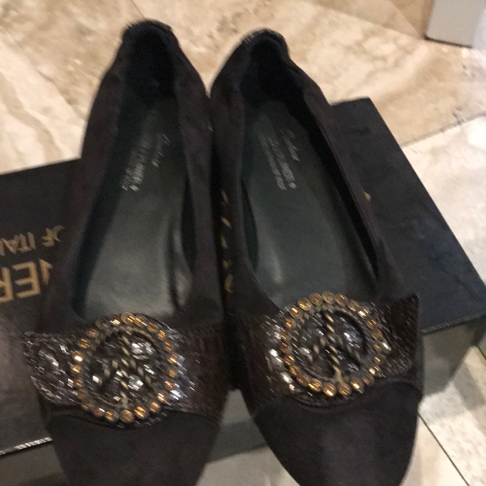 Ballet flats